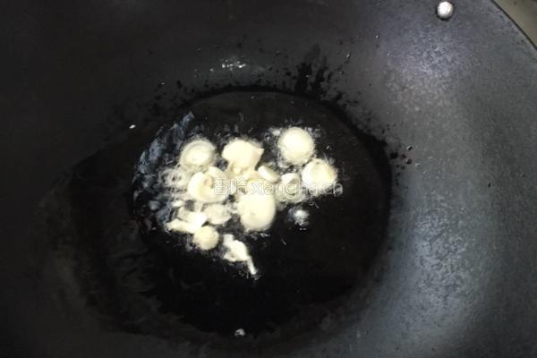 芹菜香干炒肉的做法图解16
