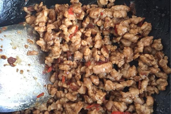 生菜包肉的做法图解4