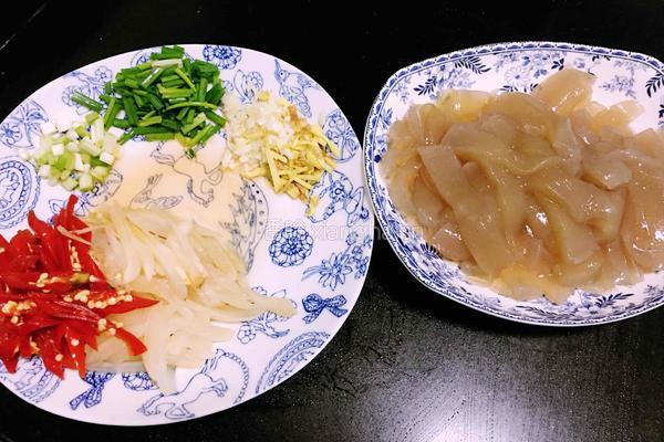 酸辣魔芋条的做法图解2
