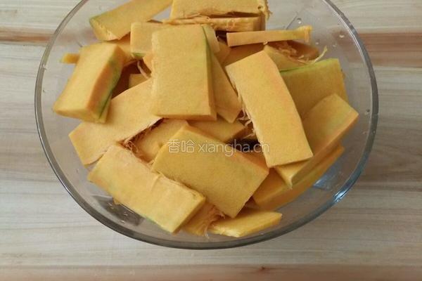 南瓜饼的做法图解1