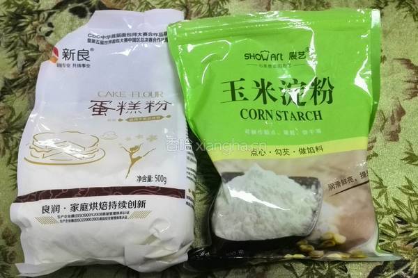 中空戚风蛋糕8寸加厚的做法图解2
