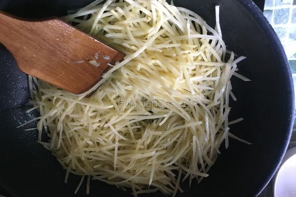尖椒土豆丝的做法图解7