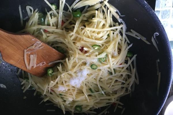 尖椒土豆丝的做法图解9