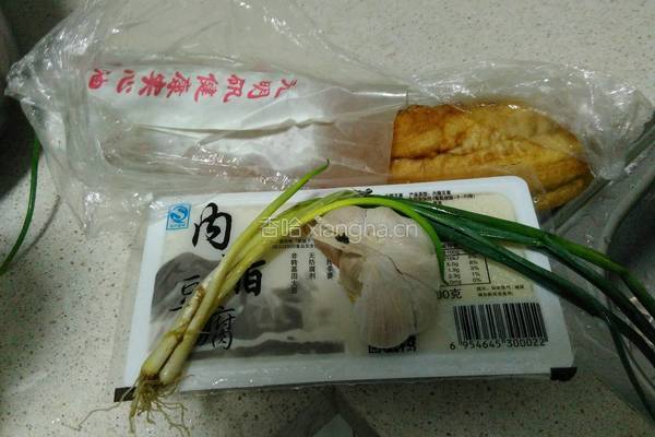 豆腐油条汤的做法图解1