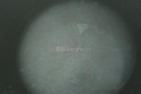 西兰花瘦肉粥的做法图解5