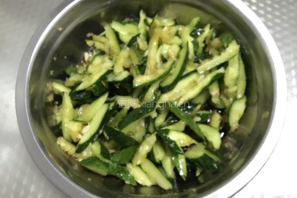 拍黄瓜的做法图解5