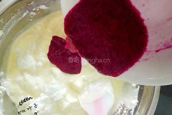 红心火龙果酸奶蛋糕的做法图解12