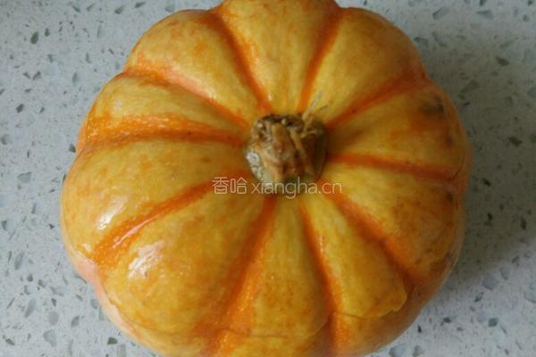 南瓜甜品盅的做法图解1