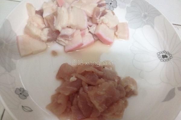 咸菜焖猪肉的做法图解1
