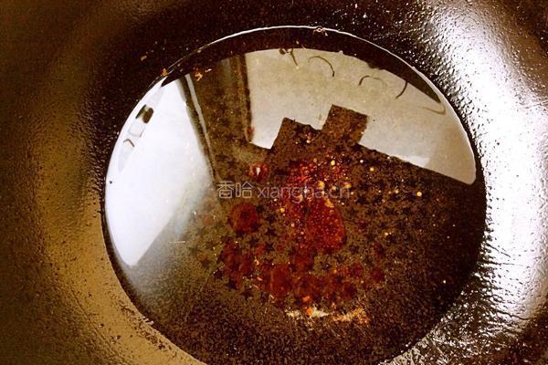 红烧肉炖土豆芹菜末的做法图解6