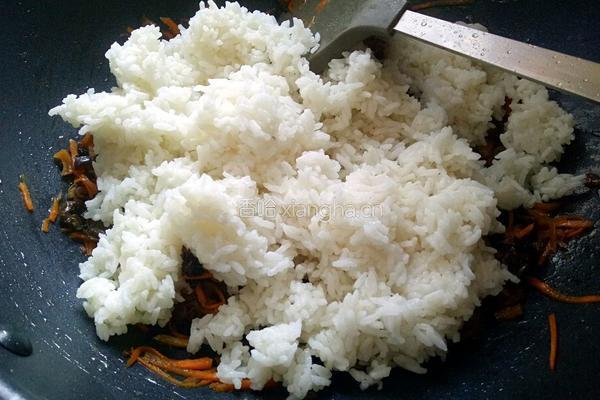 紫菜炒饭的做法图解9