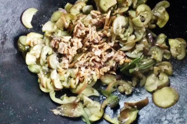 肉沫茄子的做法图解5