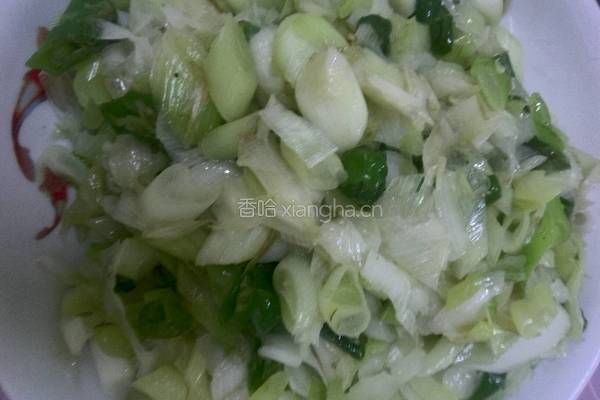 尖椒炒大葱的做法图解5