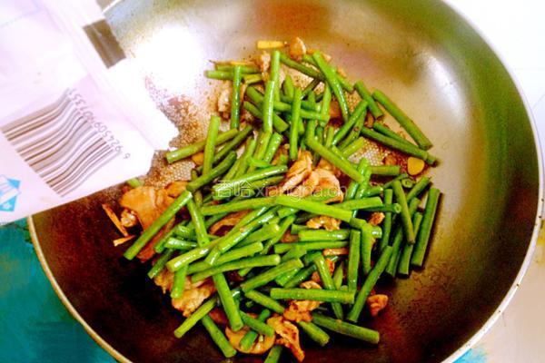 豆角炒肉的做法图解8