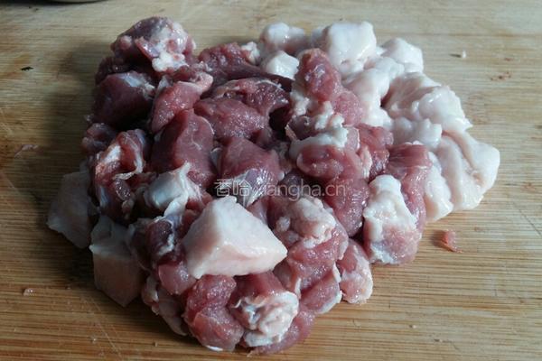 烤羊肉串的做法图解1