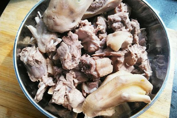 白萝卜老鸭汤的做法图解4