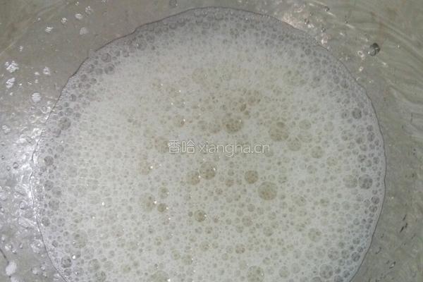 第一次做的戚风蛋糕的做法图解5