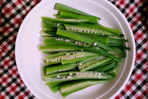 凉拌秋葵(洋豆角)的做法图解4