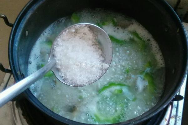苦瓜菊花粥的做法图解7