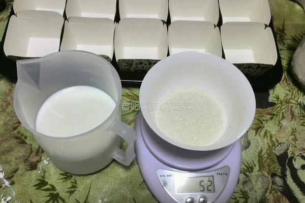 北海道戚风蛋糕20个方形杯的做法图解3
