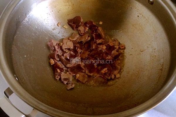 青椒猪肝小炒的做法图解7