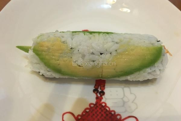 鳄梨烟熏鲑鱼卷的做法图解5