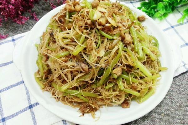 山芋藤炒面的做法图解10