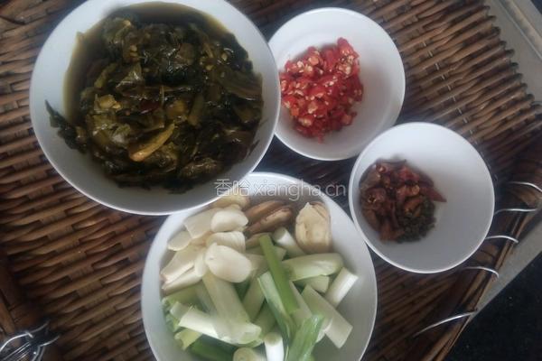 酸菜鱼的做法图解1