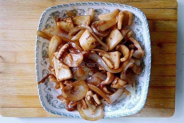 葱爆鱿鱼的做法图解10