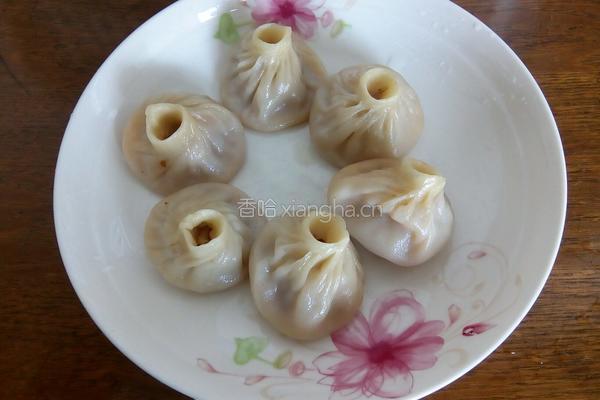蛋煎小笼包的做法图解1