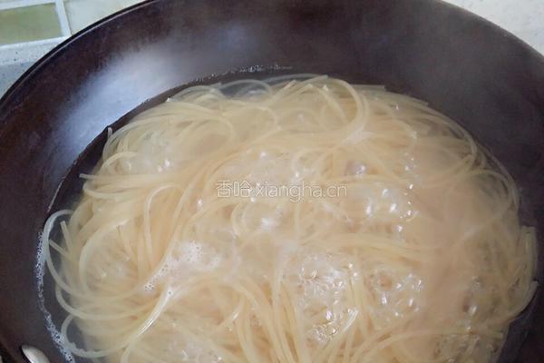 牛肉意面的做法图解5