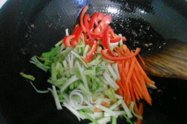 香菇炒肉丝的做法图解5