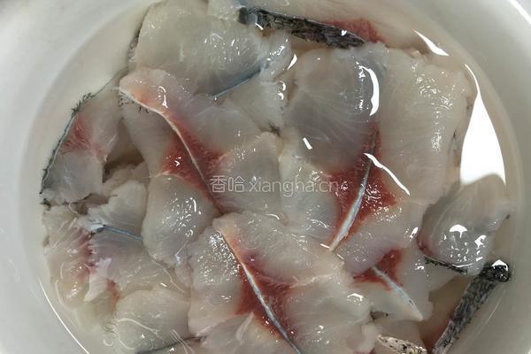 家常酸菜鱼的做法图解4