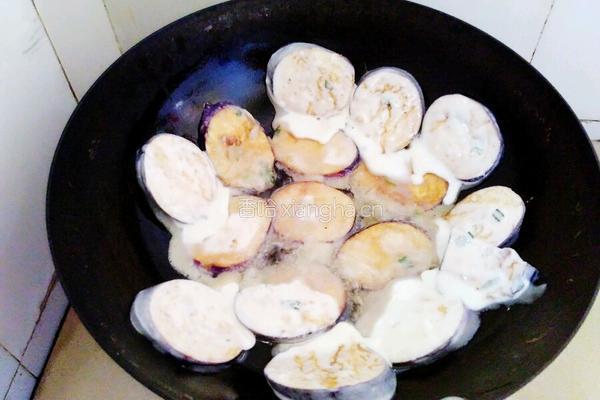 油煎茄子 的做法图解5