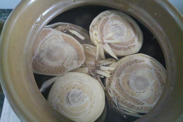 芭蕉花芯蕾老母鸡汤的做法图解7