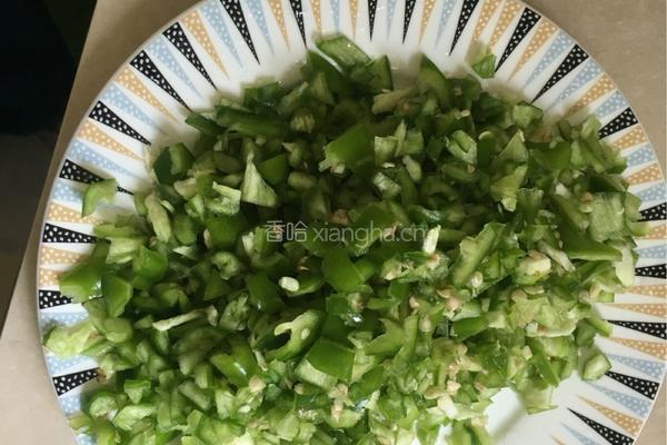 青椒毛豆的做法图解4