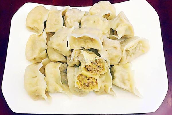 《西瓜皮猪肉饺子》的做法图解31