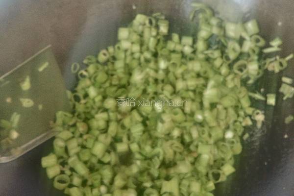 爆炒空心菜梗的做法图解4