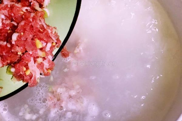 皮蛋瘦肉粥的做法图解6
