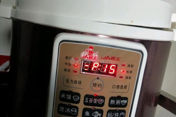 黄金蛋炒饭的做法图解1