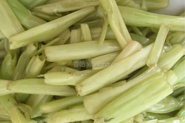 番茄空心菜梗酸的做法图解7