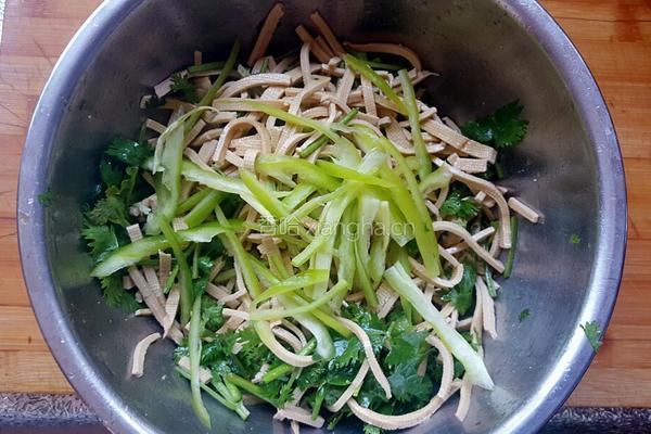 凉拌豆腐皮的做法图解9