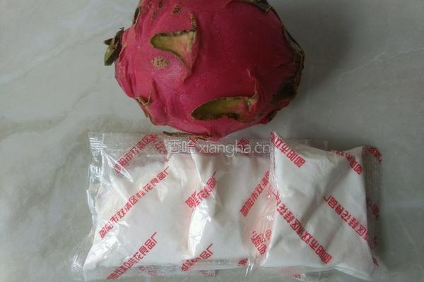 火龙果水信玄饼的做法图解1