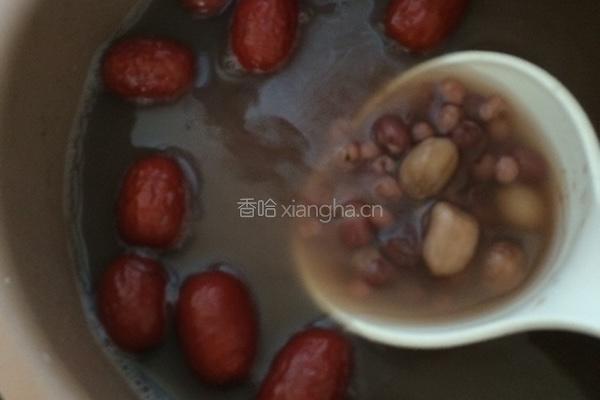 红豆薏米粥的做法图解4