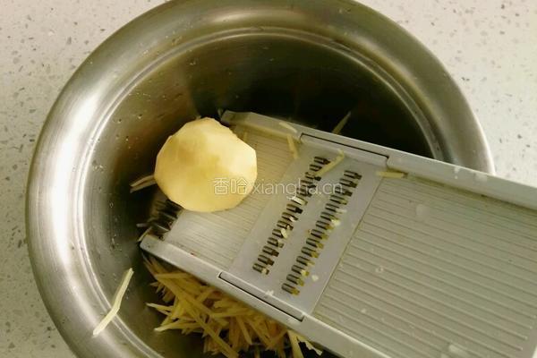 美味土豆饼的做法图解2