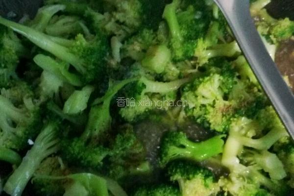 蒜蓉西兰花的做法图解6