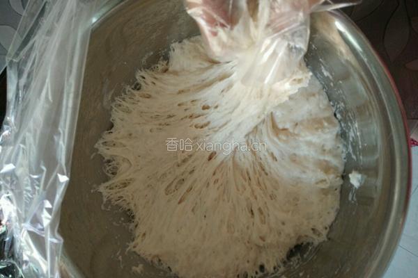 毛毛虫面包的做法图解1