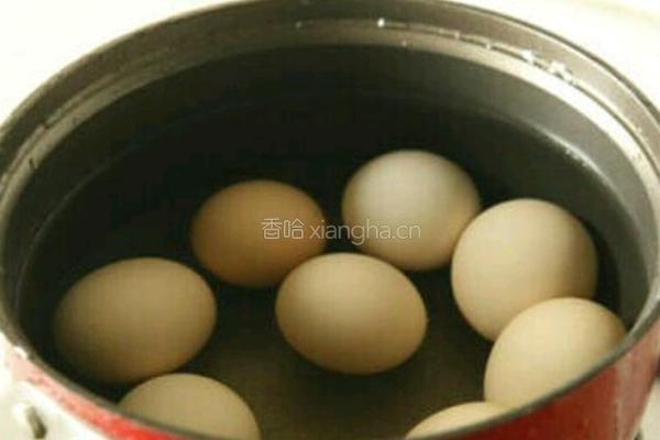 啤酒卤鸡蛋的做法图解1