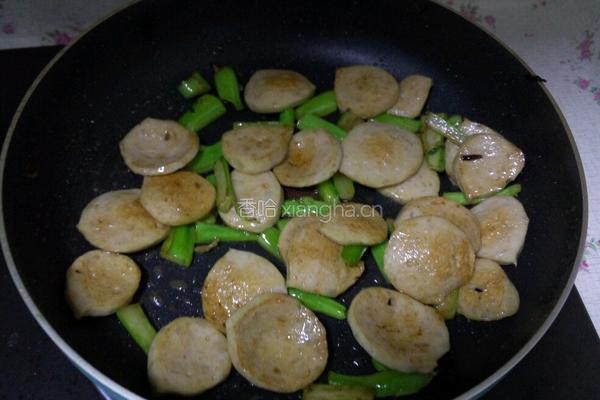 菜根炒肉饼的做法图解3