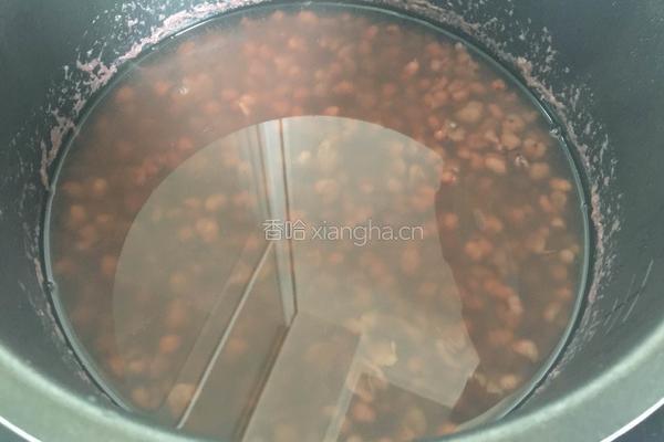 薏米红豆粥的做法图解6